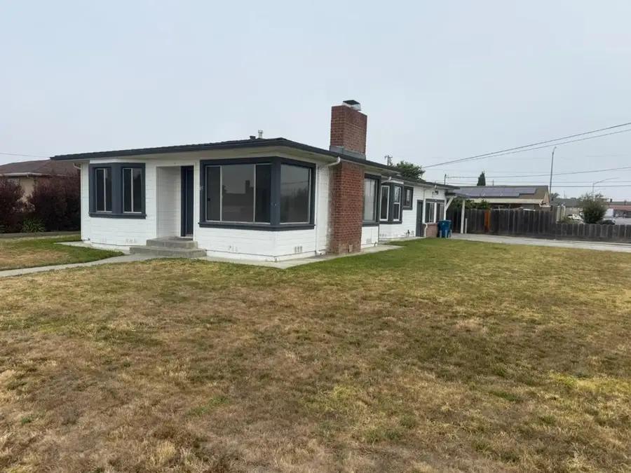 85 Paloma Avenue, Salinas, CA 93905 - #2