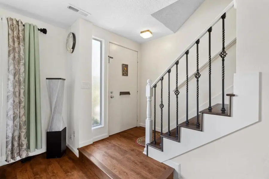 3137 Seacrest Avenue #5, Marina, CA 93933 - #3