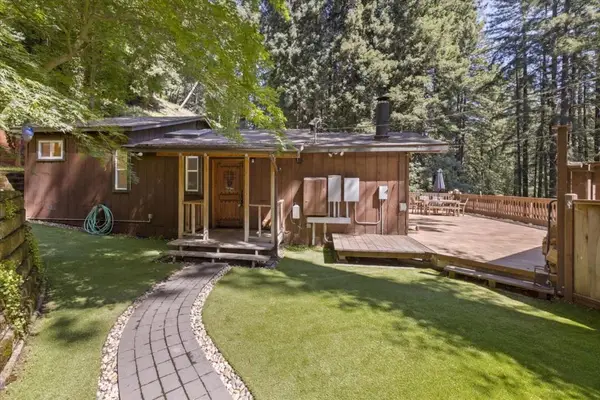 20851 Assiniboine Trail, Los Gatos, CA 95033