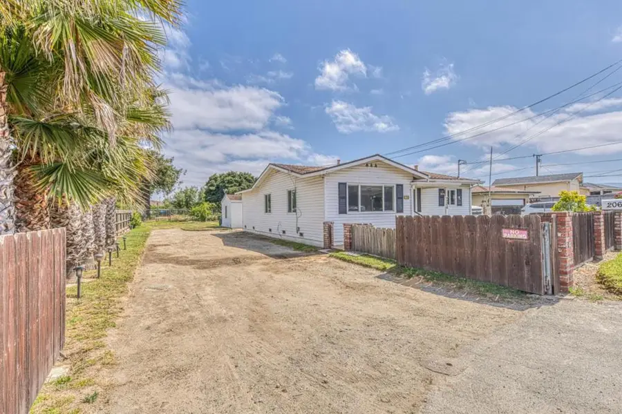 206 Cornwall Street, Salinas, CA 93906 - #2