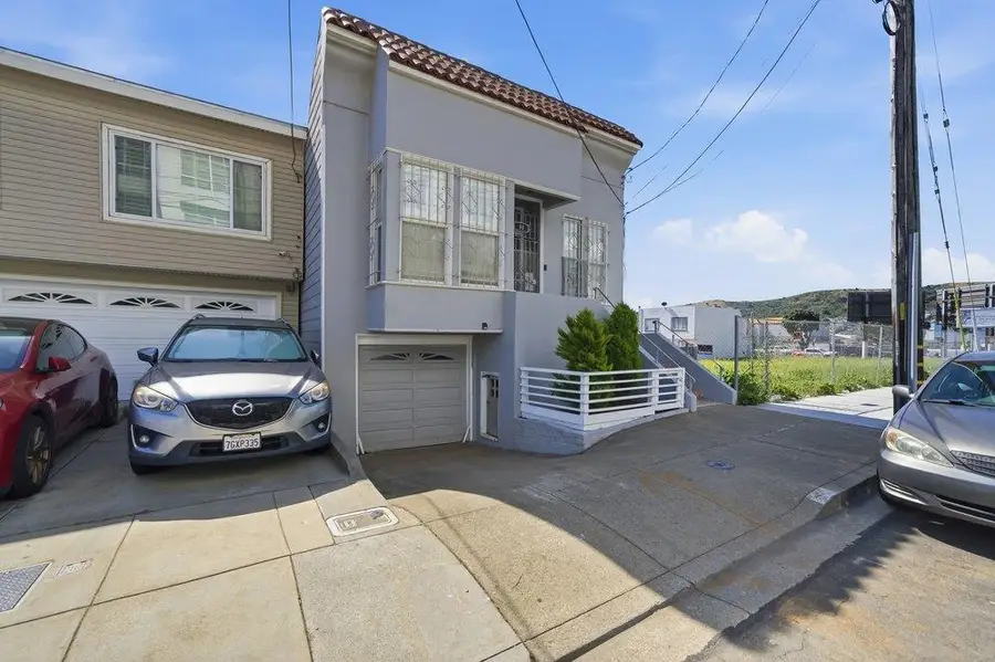 31 Rio Verde Street, Daly City, CA 94014 - #3