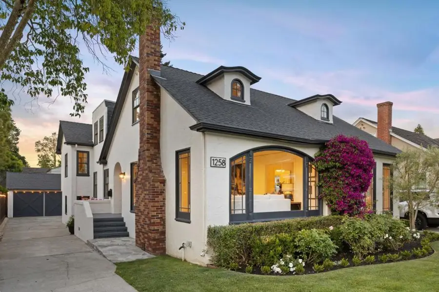 1258 Cabrillo Avenue, Burlingame, CA 94010 - #3