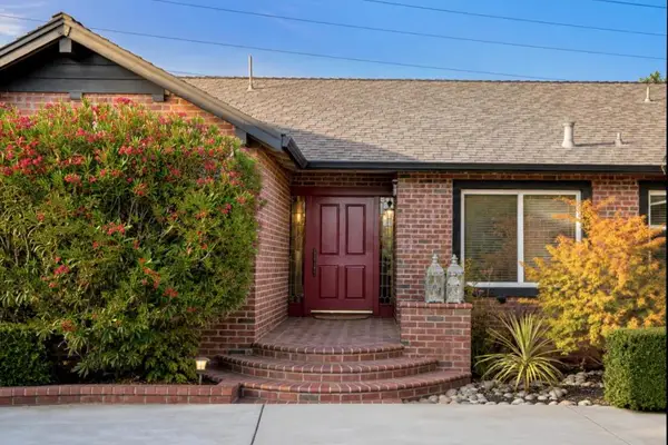 12498 Sumner Drive, Saratoga, CA 95070