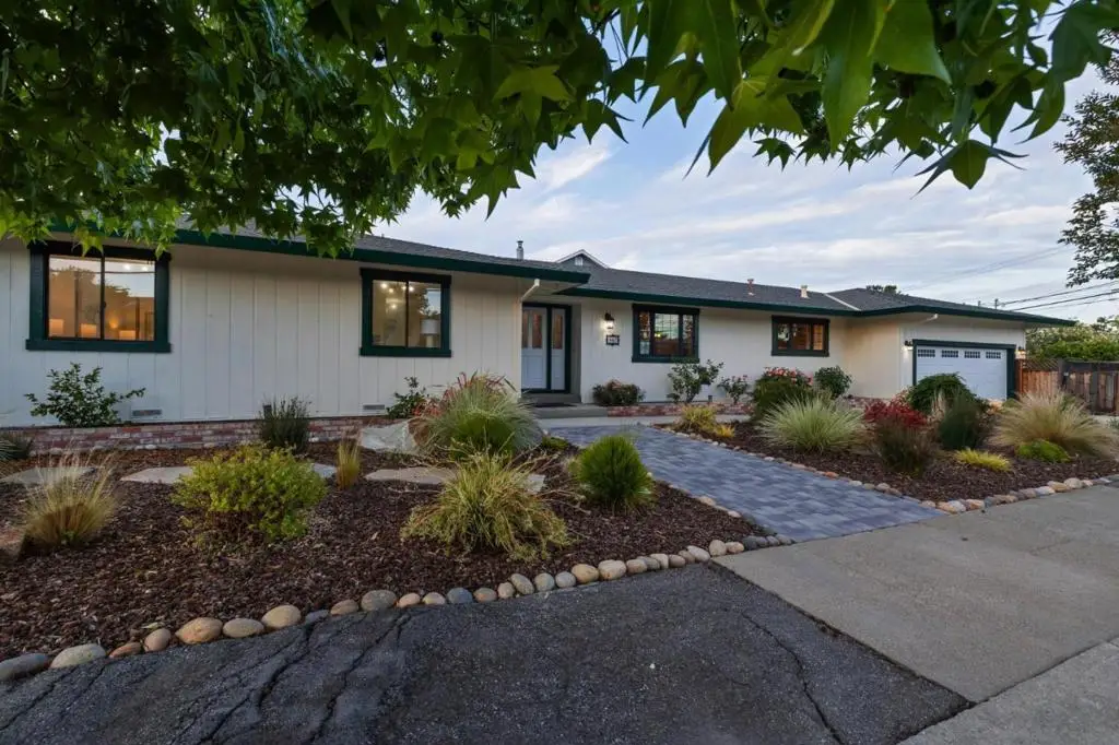 567 Sapphire Street, Redwood City, CA 94062 - #1