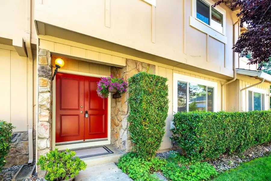 10019 Dove Oak Court, Cupertino, CA 95014 - #3