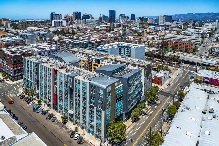 311 Oak Street #PH4, Oakland, CA 94607 - #3