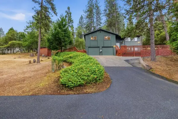 12910 Jackson Mill Drive, Groveland, CA 95321