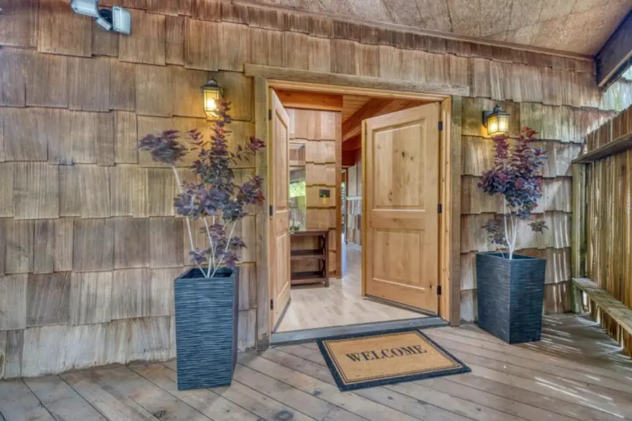 17 Via Castanada, Monterey, CA 93940 - #3