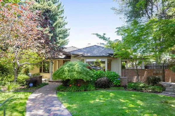 31 Rittenhouse Avenue, Atherton, CA 94027