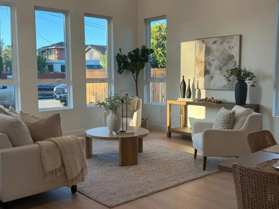 8 Friendly Court, Redwood City, CA 94063 - #3