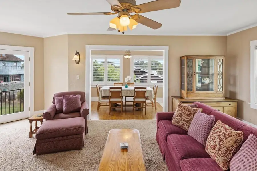 114 Carmel Avenue, Pacific Grove, CA 93950 - #3