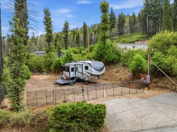135 Fallen Leaf Drive, Boulder Creek, CA 95006