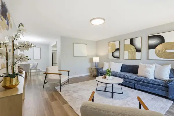 1033 Crestview Drive #110, Mountain View, CA 94040