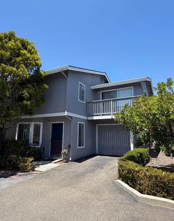 3925 Bramble Lane #B, Santa Cruz, CA 95062