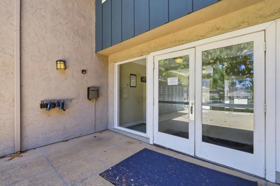 7150 Rainbow Drive #3, San Jose, CA 95129 - #3