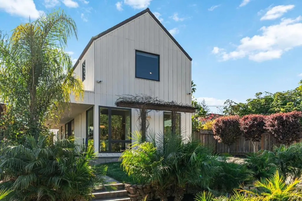 16 Hillview Avenue, Redwood City, CA 94062 - #1