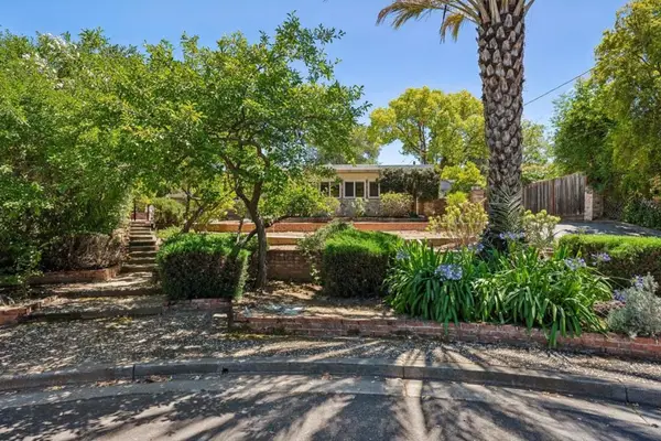 20210 Franklin Avenue, Saratoga, CA 95070