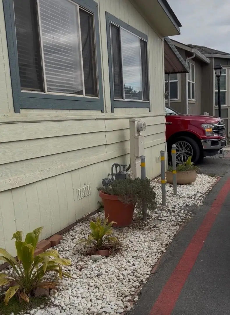 20 Russell Road, Salinas, CA 93906 - #2