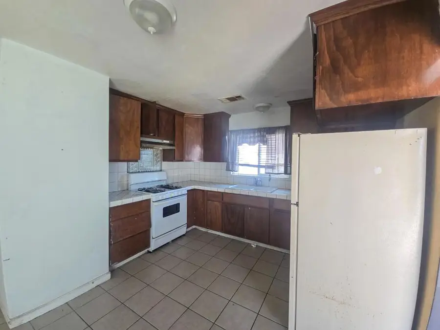 45 Sherwood Drive, Salinas, CA 93901 - #2