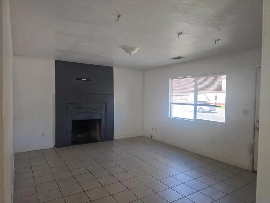45 Sherwood Drive, Salinas, CA 93901 - #3