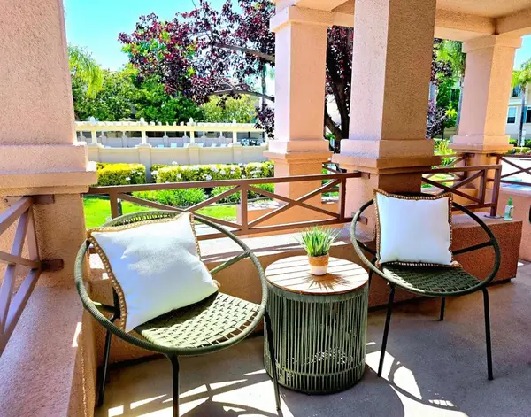1464 Los Buellis Way, Milpitas, CA 95035