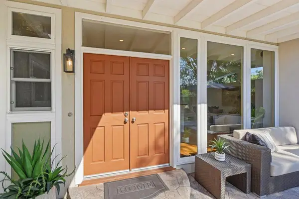 201 Thompson Square, Mountain View, CA 94043