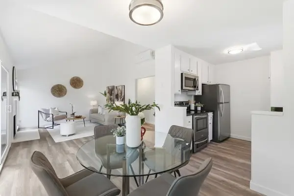 905 W Middlefield Road #972, Mountain View, CA 94043