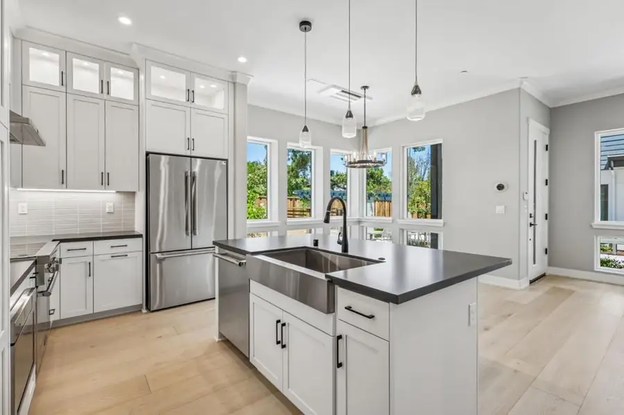 109 Koa Court, Palo Alto, CA 94306 - #3