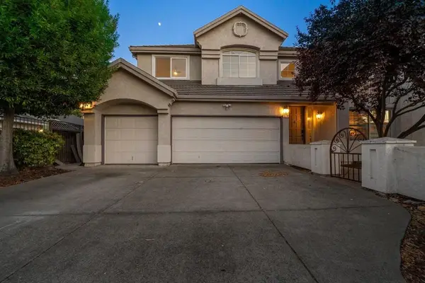 674 W Sunnyoaks Avenue, Campbell, CA 95008