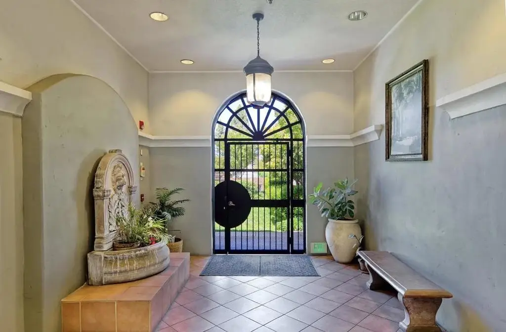 516 Martha Street #101, San Jose, CA 95112 - #1