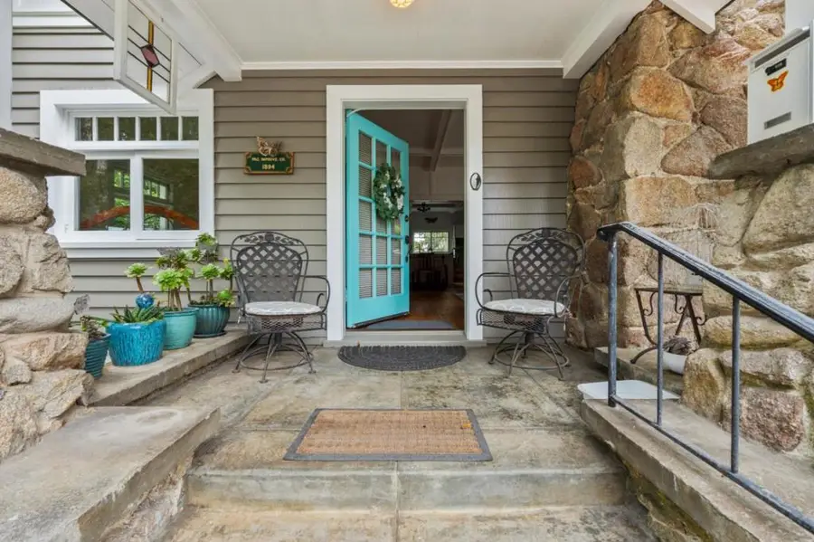 217 Walnut Street, Pacific Grove, CA 93950 - #3