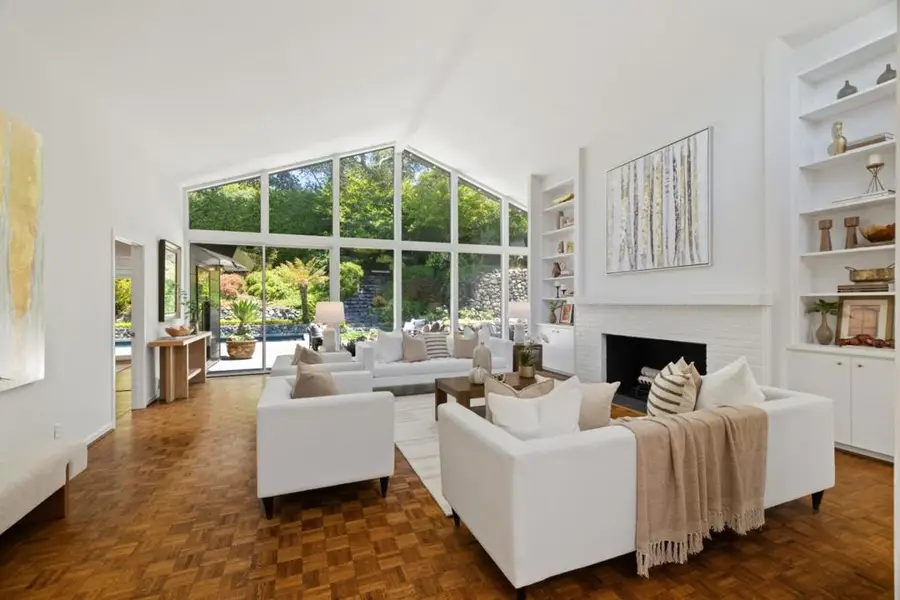 820 Eucalyptus Avenue, Hillsborough, CA 94010 - #2