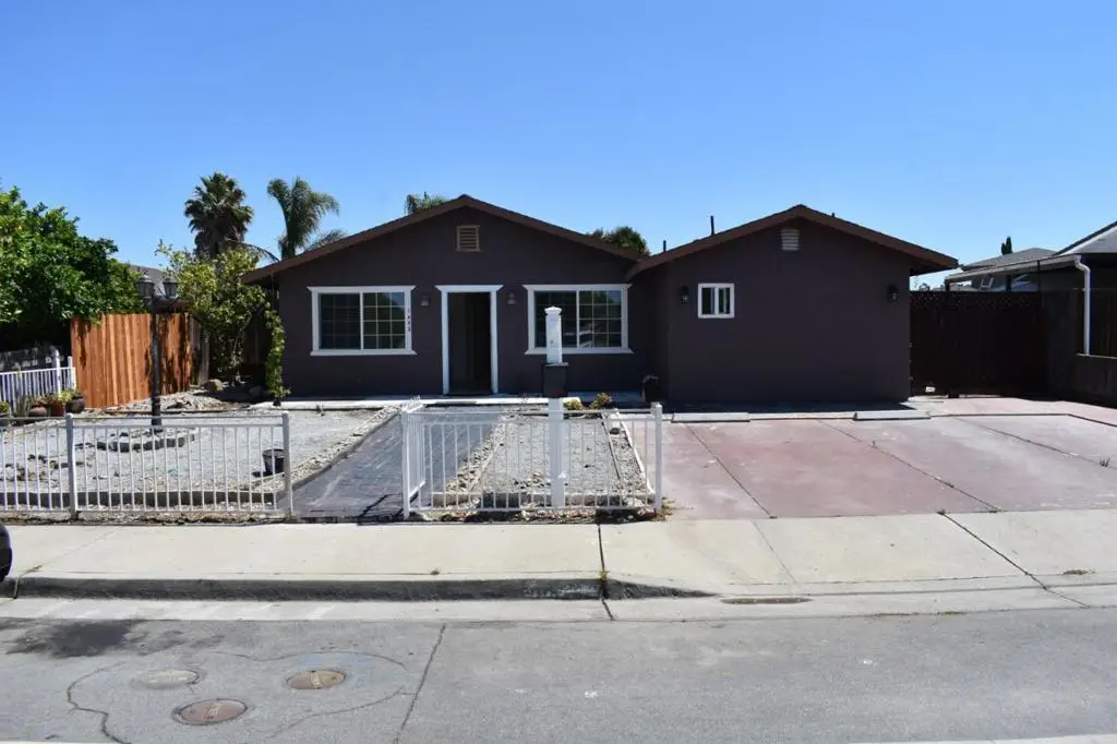 1040 Central Avenue, Hollister, CA 95023 - #1