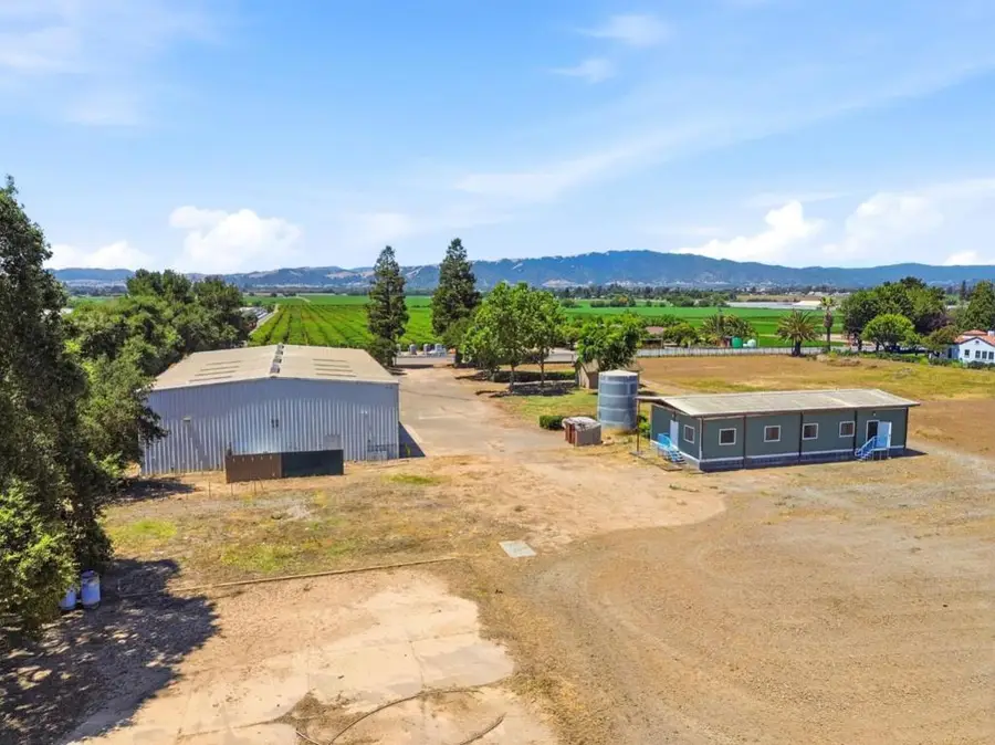 3065 Pacheco Pass Highway, Gilroy, CA 95020 - #3