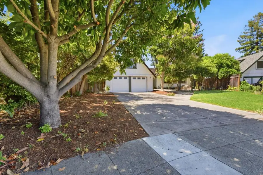 3845 Grove Court, Palo Alto, CA 94303 - #2