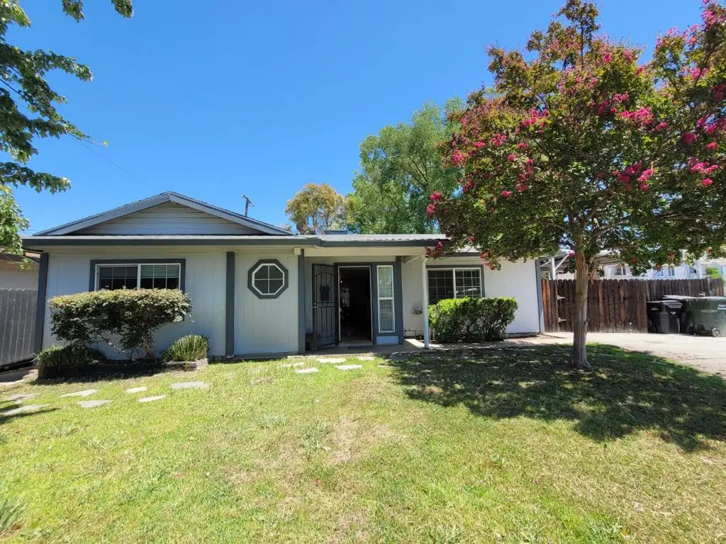 2100 Madera Road, Sacramento, CA 95825 - #1