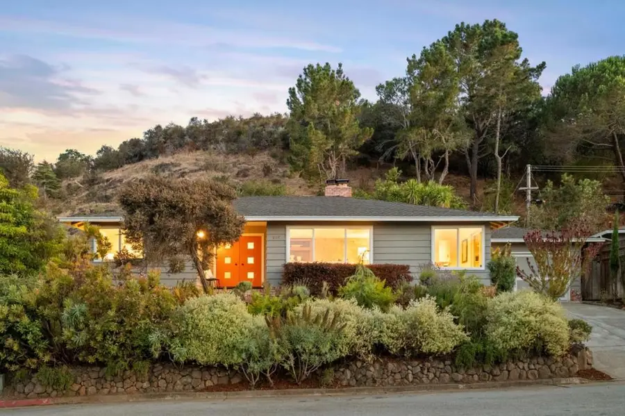 912 Viewridge Drive, San Mateo, CA 94403 - #3
