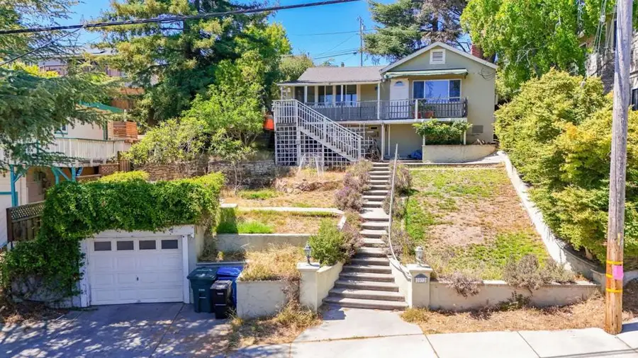 2032 Lyon Avenue, Belmont, CA 94002 - #2
