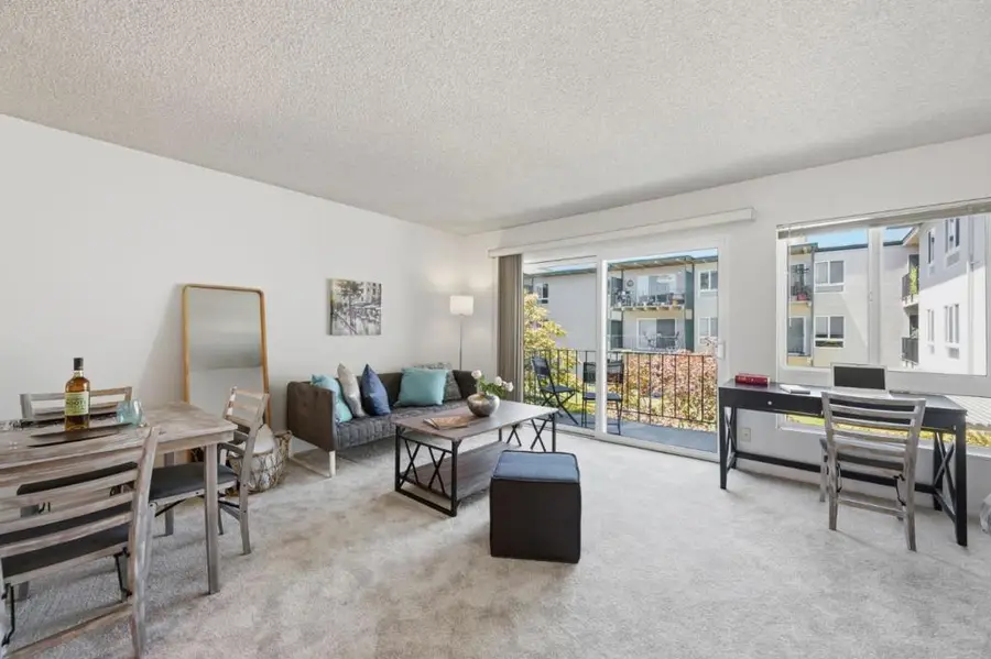 930 Peninsula Avenue #306, San Mateo, CA 94401 - #2