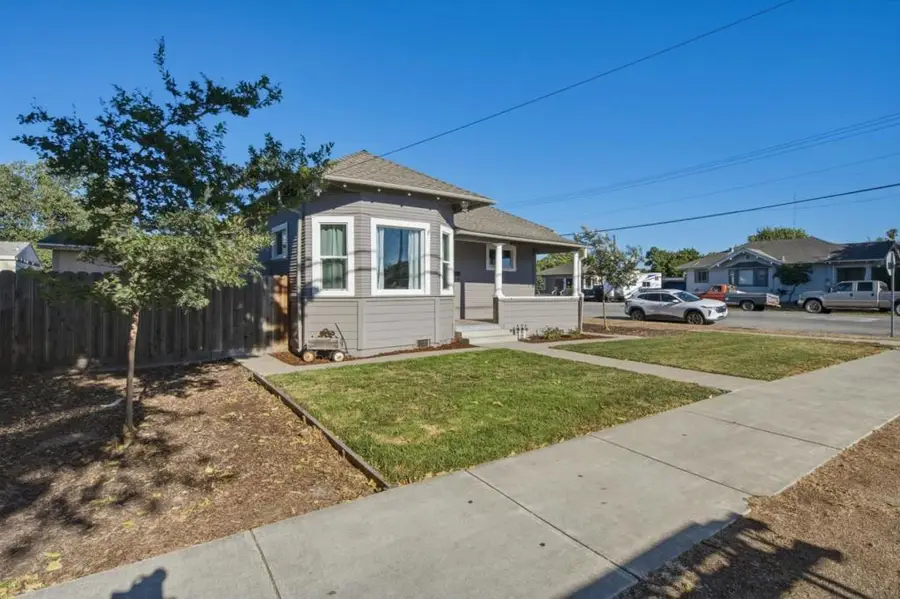 997 San Benito Street, Hollister, CA 95023 - #2