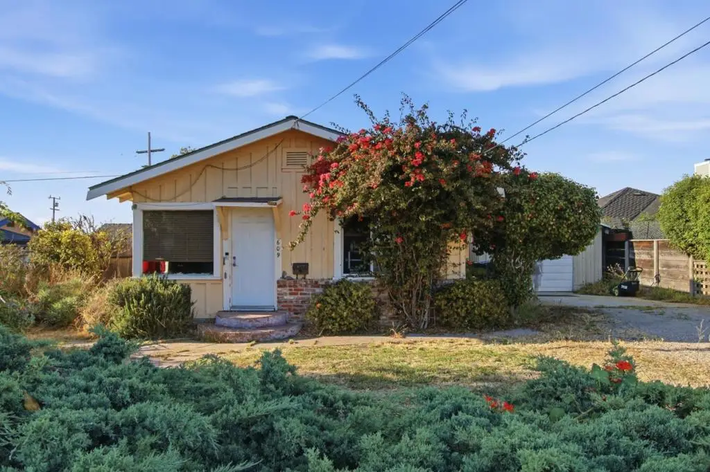 609 Trinity Avenue, Seaside, CA 93955 - #1
