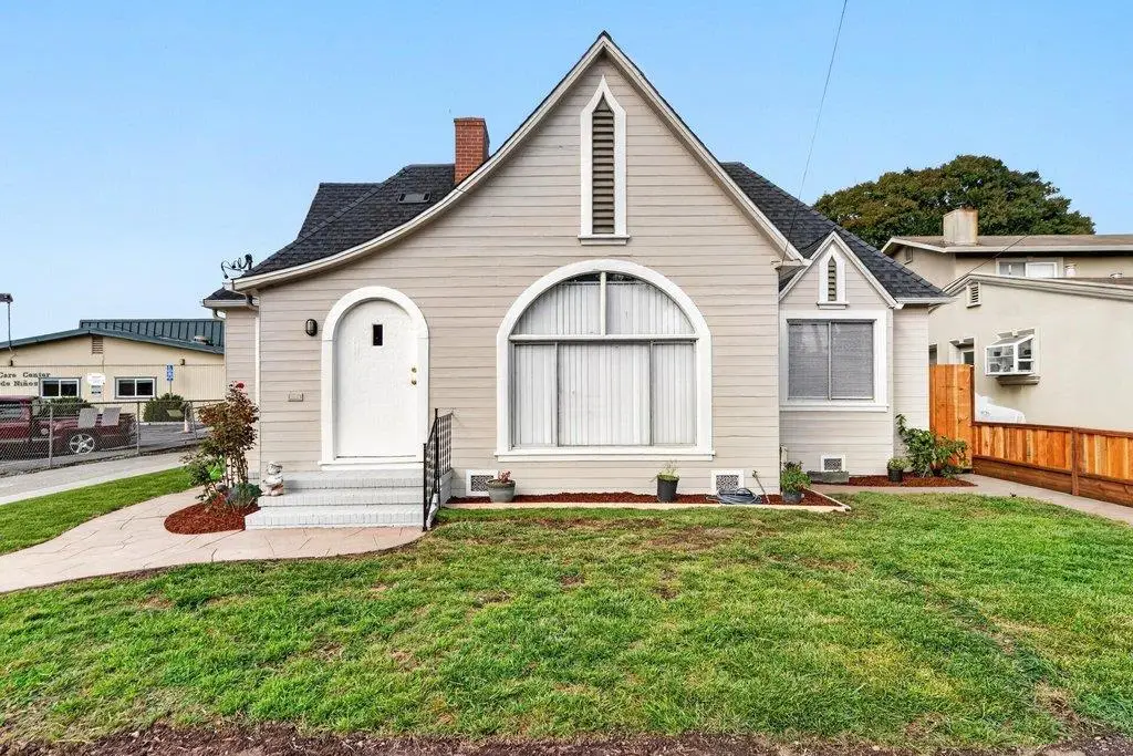 28 Madison Street, Watsonville, CA 95076 - #1