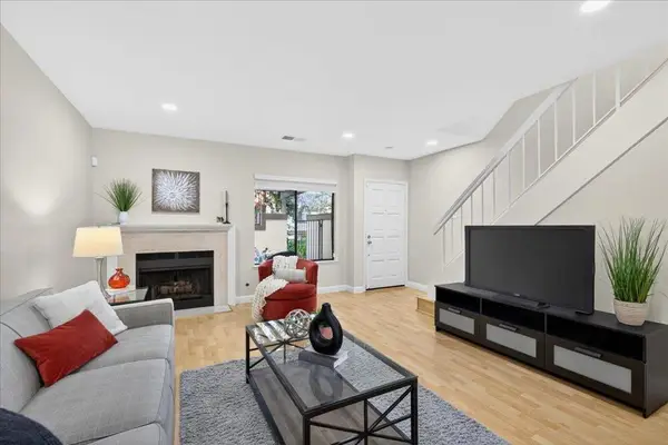 582 Pimlico Court, Walnut Creek, CA 94597