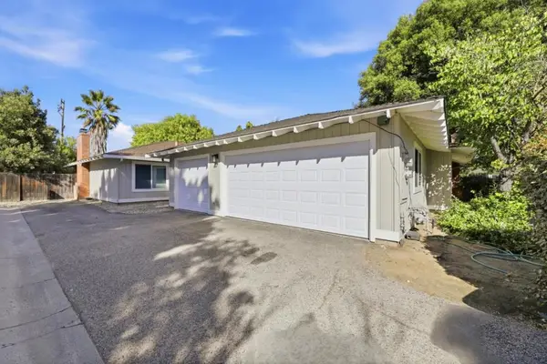 945947 Miramonte Avenue, Mountain View, CA 94040