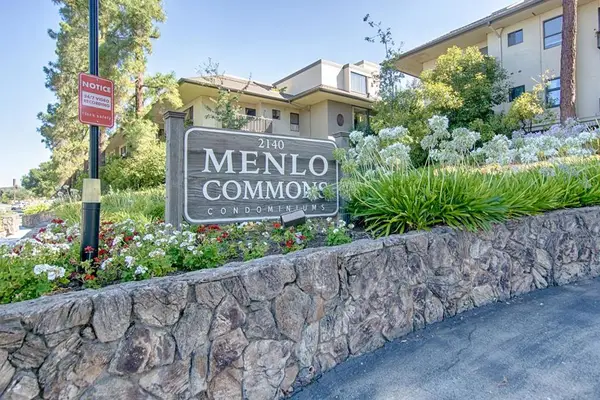 2140 Santa Cruz Avenue #B106, Menlo Park, CA 94025