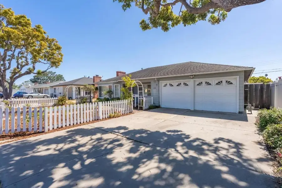 208 Angelus Drive, Salinas, CA 93906 - #2