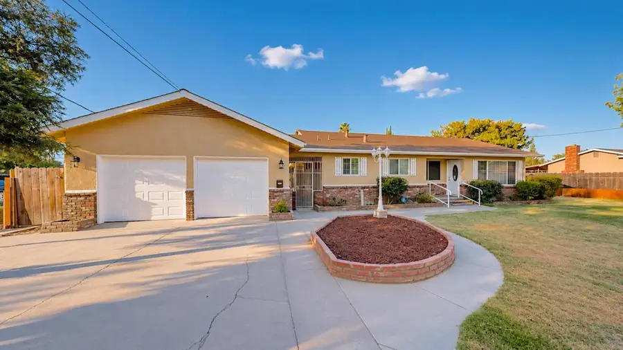 100 Pedras Road, Turlock, CA 95382 - #2
