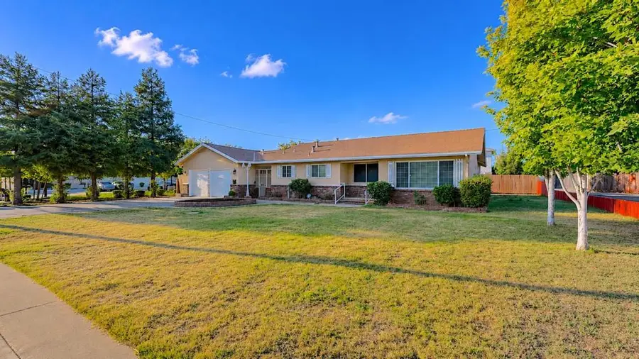 100 Pedras Road, Turlock, CA 95382 - #3