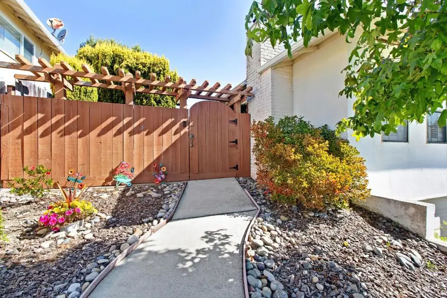 2700 Cottonwood Drive, San Bruno, CA 94066 - #2