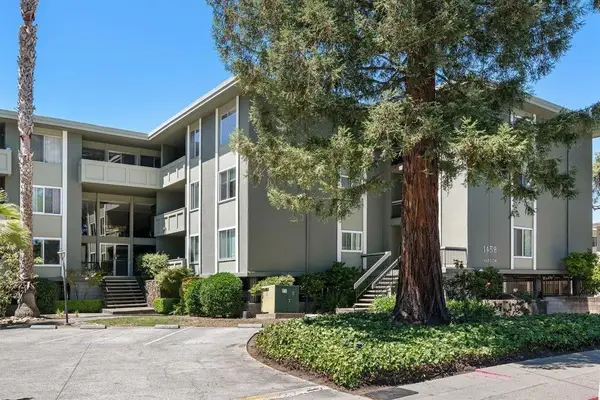 Address Withheld By Seller, Redwood City, CA 94061